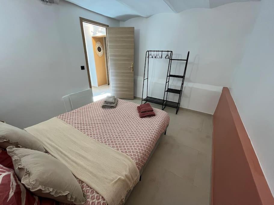 La Maison Rayofam, A 30 Min De Paris, A 5 Min Du Stade De France Saint-Denis  Exteriör bild